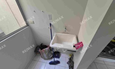 Venta de departamento en Carabaillo Valle Grande 2