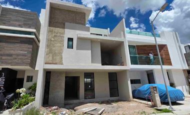 Casa nueva en Preventa, en Residencial Monte Olimpo, al poniente de la ciudad de Pachuca, Hidalgo.