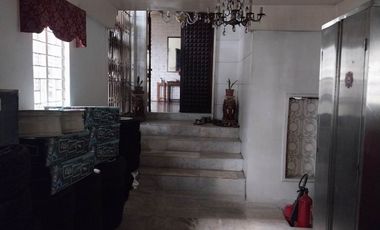 Old Maintained House for Sale in Kapitolyo, Pasig City