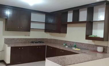 3 Bedroom House for rent in uptown near sm