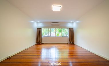 2 Storey House for Rent in Dasmarinas Village, Makati City