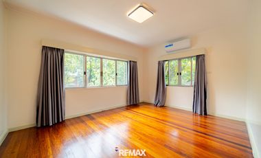 2 Storey House for Rent in Dasmarinas Village, Makati City