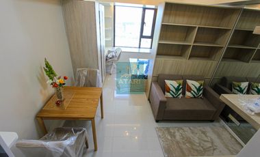 For Sale: Studio Unit Overlooking the Amenity Deck at Mandani Bay Tower 2