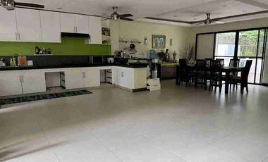 FOR RENT SINGLE DETACH HOUSE AND LOT INSIDE HIGH END SUBDIVISION