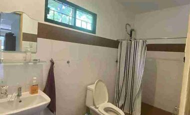 FOR RENT SINGLE DETACH HOUSE AND LOT INSIDE HIGH END SUBDIVISION
