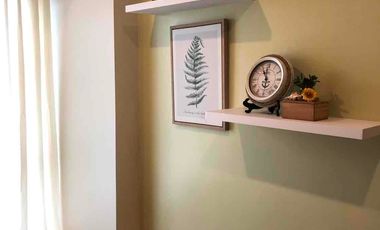 Modern 1-Bedroom Oasis at Solinea Tower 2 – Don’t Miss Out! 🫶