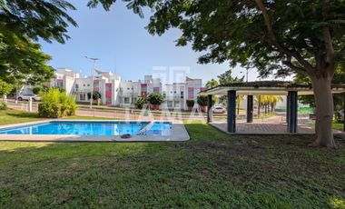 Casa en venta en Tequesquitengo, Morelos.