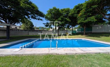 Casa en venta en Tequesquitengo, Morelos.