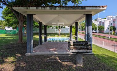 Casa en venta en Tequesquitengo, Morelos.