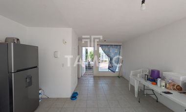 Casa en venta en Tequesquitengo, Morelos.