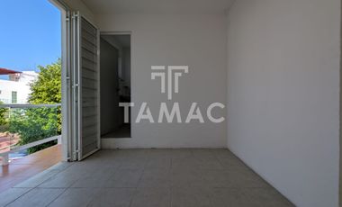 Casa en venta en Tequesquitengo, Morelos.