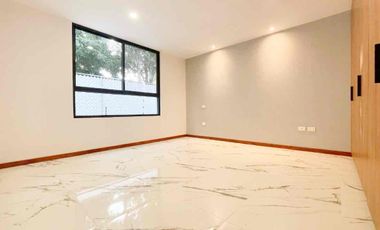 Casa en venta en Fraccionamiento Kinara, zona Atlixcáyotl, 3 recámaras y roof garden
