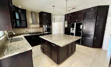 Casa en renta en campos eliseos