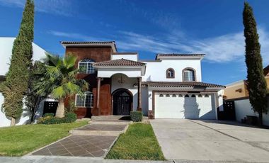 Casa en renta en campos eliseos