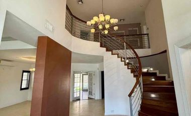 Casa en renta en campos eliseos