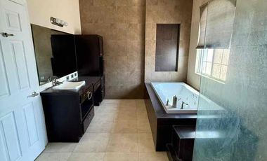 Casa en renta en campos eliseos