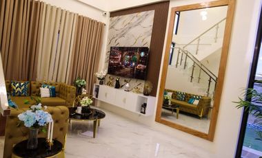 Modern Two Storey Residence with 4 bedrooms and pool for sale