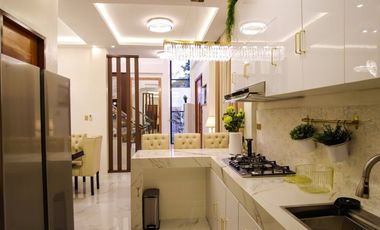 Modern Two Storey Residence with 4 bedrooms and pool for sale