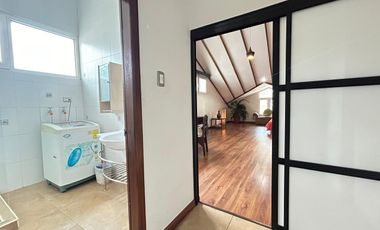 Suite Amoblada en Alquiler en los Ceibos, 1 Habitación, 1 Baño, Garaje, Norte de Guayaquil.