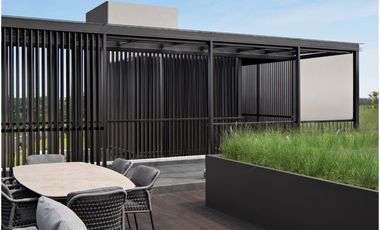 RUMAH MEWAH 3 LANTAI + KOLAM RENANG DEKAT MALL DI SUMMARECON BANDUNG