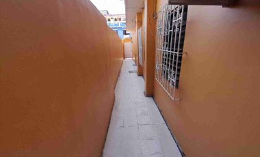 Alquilo Departamento 2 dormitorios interior en Alborada 1 cerca Banco Bolivariano