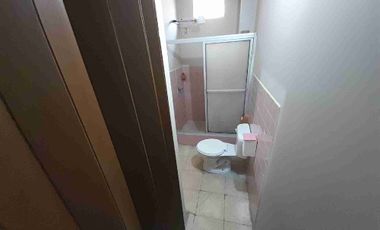 Alquilo Departamento 2 dormitorios interior en Alborada 1 cerca Banco Bolivariano