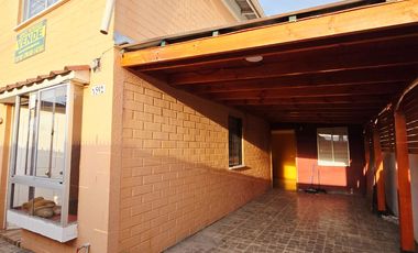 Se Vende Acogedora Casa De 2 Pisos (2d/1b) En Buin