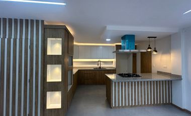 ESPECTACULAR CASA NUEVA POR ESTRENAR EN CHARASOL