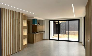 ESPECTACULAR CASA NUEVA POR ESTRENAR EN CHARASOL