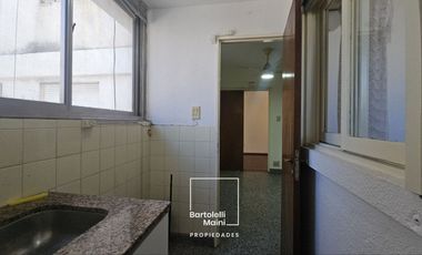 VENTA | RIOJA 742 | Depto 3 dormitorios + cochera opcional