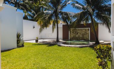 Casa en venta de un piso en residencial las Fincas, Temozon, Mérida