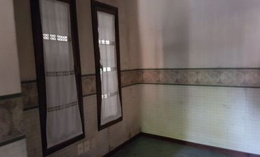 NUEVO VALOR !!! CASA EN P.H, PLANTA BAJA CON PARQUE Y COCHERA. 120 M2 CUBIERTOS