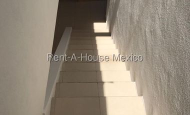 El Mirador, se vende  departamento de 2 pisos en modalidad dúplex. FVR