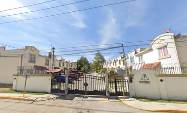 CASA DE RECUPERACIÓN BANCARIA EN PRIV BAIDES, FRACC. URBI VILLA DEL REY, HUEHUETOCA, EDO MEX. ¡NO SE ACEPTAN CRÉDITOS!