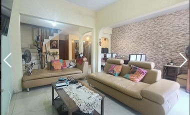 VENDO CASA EN LOS VOLCANES, CON RECAMARA EN PLANTA BAJA