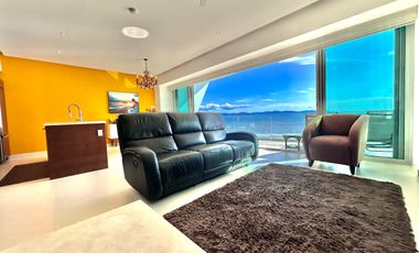 Departamento en venta de lujo frente al mar en Icon Puerto Vallarta.