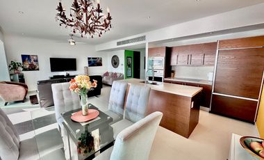 Departamento en venta de lujo frente al mar en Icon Puerto Vallarta.