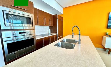 Departamento en venta de lujo frente al mar en Icon Puerto Vallarta.