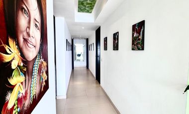 Departamento en venta de lujo frente al mar en Icon Puerto Vallarta.