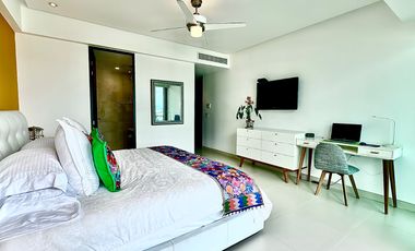 Departamento en venta de lujo frente al mar en Icon Puerto Vallarta.
