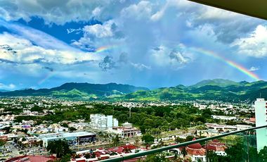Departamento en venta de lujo frente al mar en Icon Puerto Vallarta.
