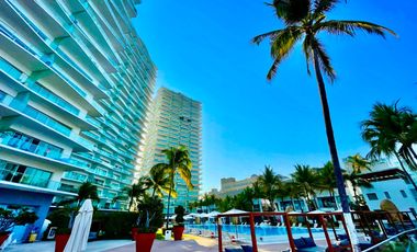 Departamento en venta de lujo frente al mar en Icon Puerto Vallarta.
