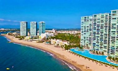 Departamento en venta de lujo frente al mar en Icon Puerto Vallarta.