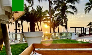 Departamento en venta de lujo frente al mar en Icon Puerto Vallarta.