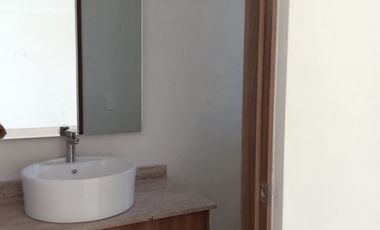 CASA NUEVA EN CIUDAD MESETA