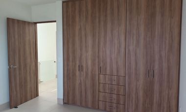 CASA NUEVA EN CIUDAD MESETA