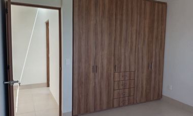 CASA NUEVA EN CIUDAD MESETA