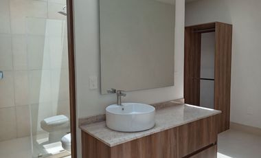 CASA NUEVA EN CIUDAD MESETA