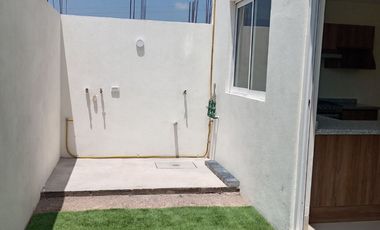 CASA NUEVA EN CIUDAD MESETA