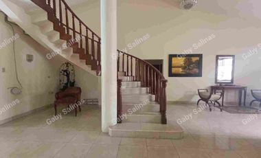 Vendo Casa en Urdesa central